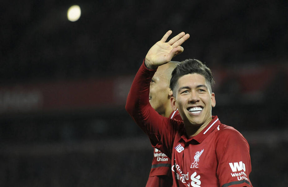 Firmino marcou três gols em vitória do Liverpool sobre o Arsenal.