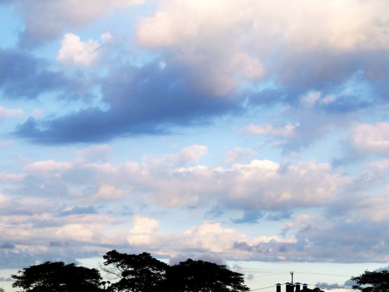 o sábado, A umidade relativa do ar no Estado poderá variar entre 95% e 40% e as temperaturas possuem estimativas de variação entre de 20°C a 38°C, segundo dados do Cemtec-MS