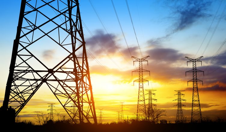 Na nota, a Aneel destaca que, mesmo com baixa ocorrência de chuvas no início do ano e apesar da elevação dos preços de energia no mercado à vista, o nível de produção das hidrelétricas no País ainda se mantém alto