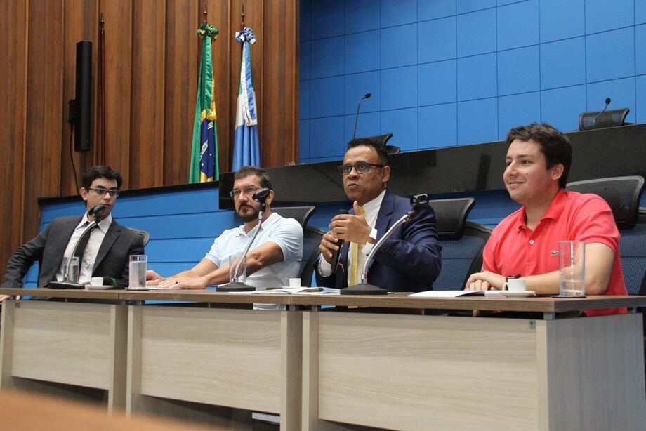 Victor Miranda, Pedro Kemp, Ben-Hur e João Henrique durante encontro da Segunda Legal