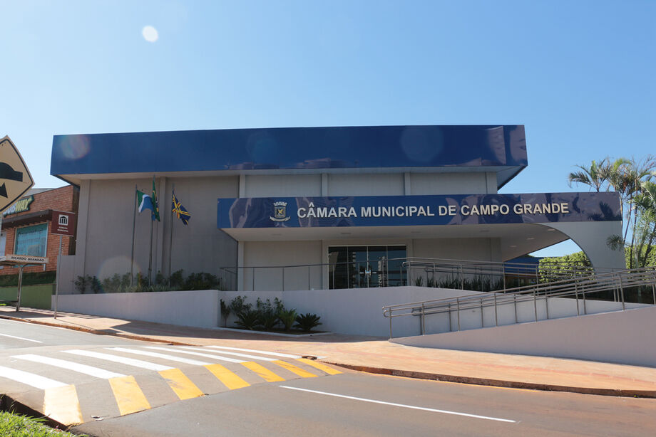 A audiência será realizada no Plenário Oliva Enciso, na sede da Casa de Leis, localizada na Avenida Ricardo Brandão, nº 1.600, Bairro Jatiúka Park