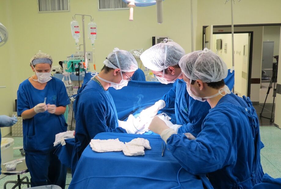 Antes, devido à dificuldade para o transporte, os órgãos eram ofertados para a Central Nacional de Transplantes, e as equipes vinham fazer a retirada com aeronave da Força Aérea Brasileira (FAB), com avião fretado ou voo comercial
