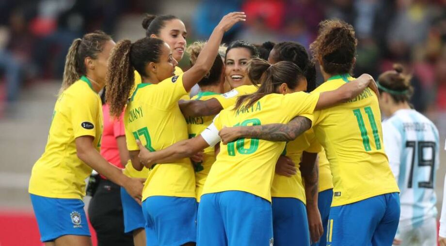 Desde que Vadão reassumiu o comando do time, em setembro de 2017, o Brasil disputou 21 jogos, nos quais acumulou 12 vitórias, um empate e oito derrotas, todas para equipes que estarão no Mundial