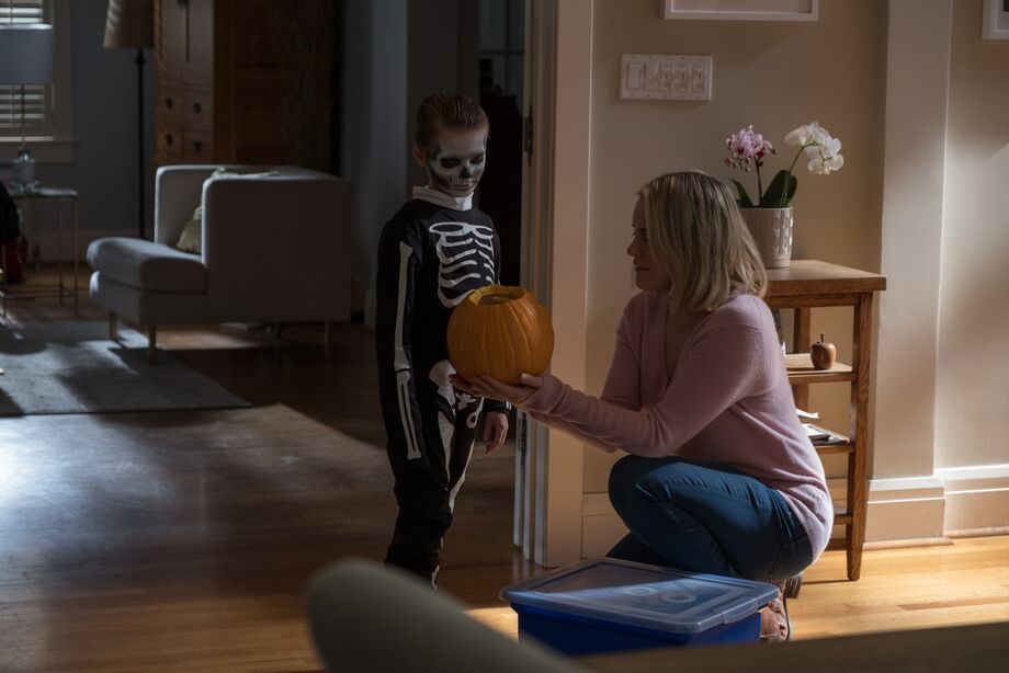 Maligno, é estrelado por Taylor Schilling e Jackson Robert Scott