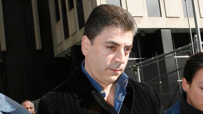 Frank Cali, líder da família Gambino, foi assassinado na frente de sua casa, em Nova York