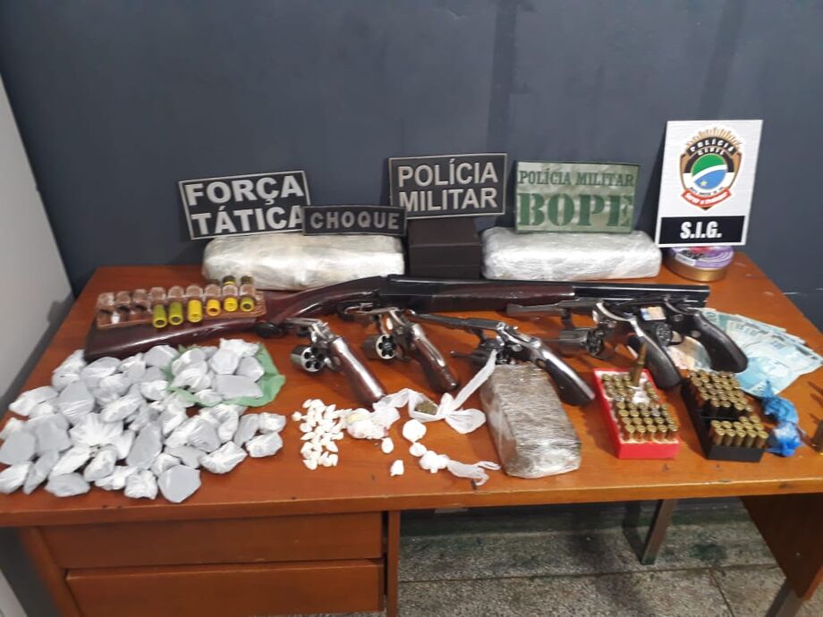 Participaram das ações o efetivo da PM da cidade de Maracaju, de Dourados, de Fátima do Sul, da Polícia Militar Rodoviária e equipes do Batalhão de Choque e Batalhão de Operações Policiais Especiais