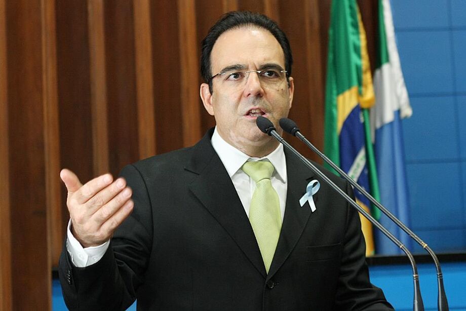 E o deputado encabeça, atualmente, outro movimento questionando a elevação das contas verificadas nos meses de dezembro e janeiro