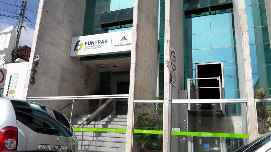 Em Campo Grande, interessados em alguma das vagas e em outras que estão disponíveis devem procurar a Funtrab – localizada na rua 13 de Maio, 2.773, Centro, das 7h às 17h