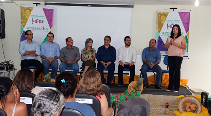 A Assistência Social, como garantidora de direitos e promotora do acesso a outras políticas públicas, visa a aproximação dos seus usuários do conjunto de estratégias de inclusão e acesso ao mundo do trabalho