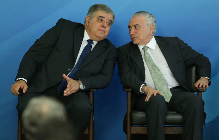 O ex-ministro da Secretaria de Governo Carlos Marun visita Temer na sede da Polícia Federal no Rio