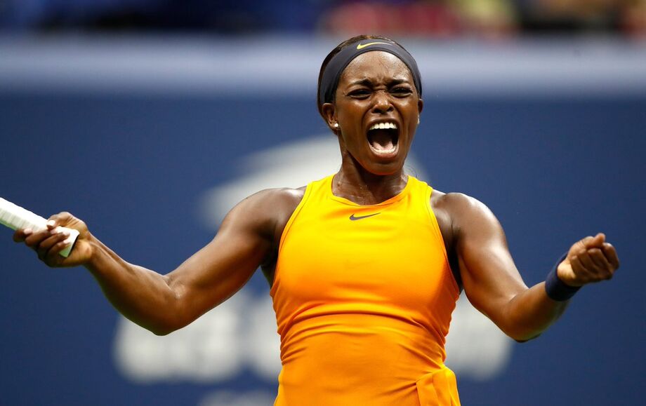 Esta última também desbancou o favoritismo de uma cabeça de chave no último domingo. Ela superou a belga Elise Mertens, 16ª pré-classificada, por 2 sets a 0, com parciais de 6/4 e 7/6 (7/1)