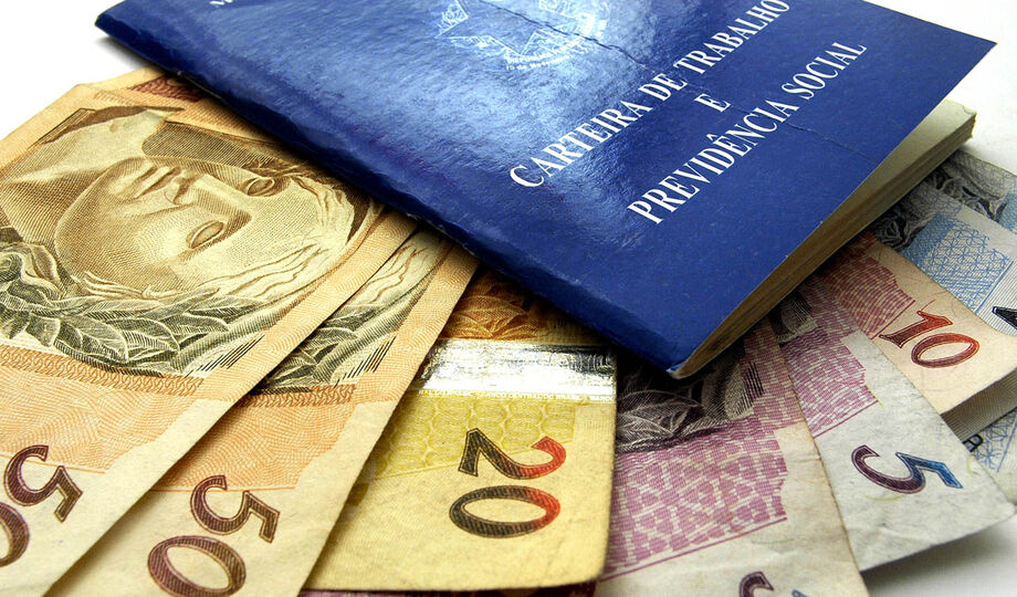 Os setores que se mostram em alta neste ano tiveram retrações considerável neste recorte: foram 923 vagas fechadas, o maior entre os setores.