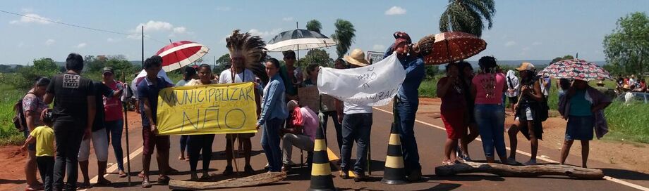 Após algumas horas do protesto, o ministro teria dito aos índios que vai recuar na extinção da secretaria
