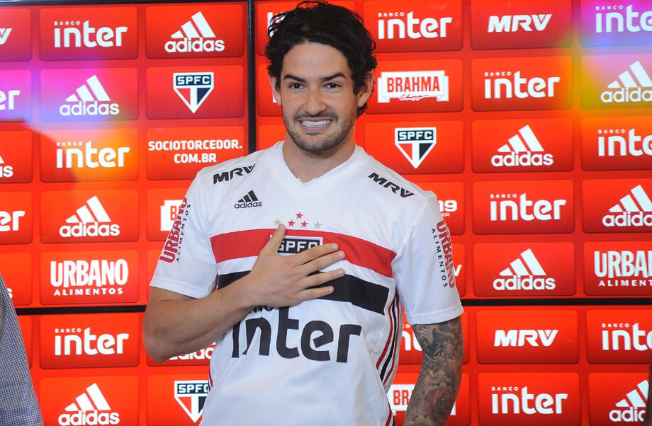 Ele também sonha em retornar para a seleção brasileira e garante que vai se dedicar para que isso ocorra