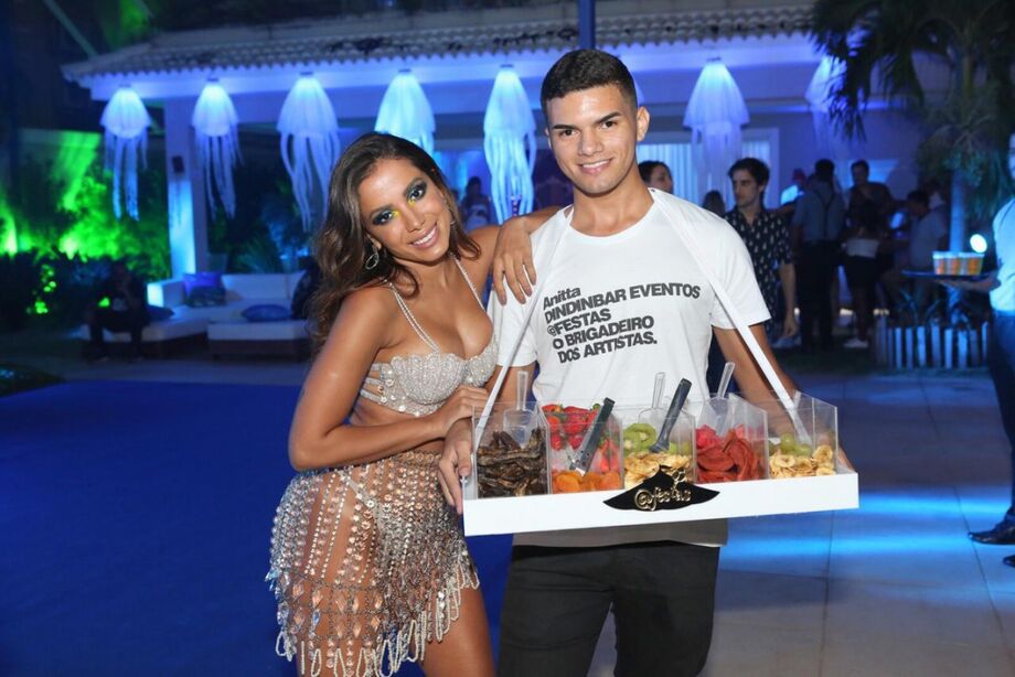 A festa de Anitta foi a celebração que mais reuniu personalidades por metro quadrado