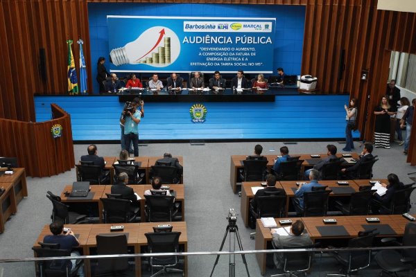 Um dos pontos mais debatidos foi o aumento dos valores nas faturas da energia elétrica