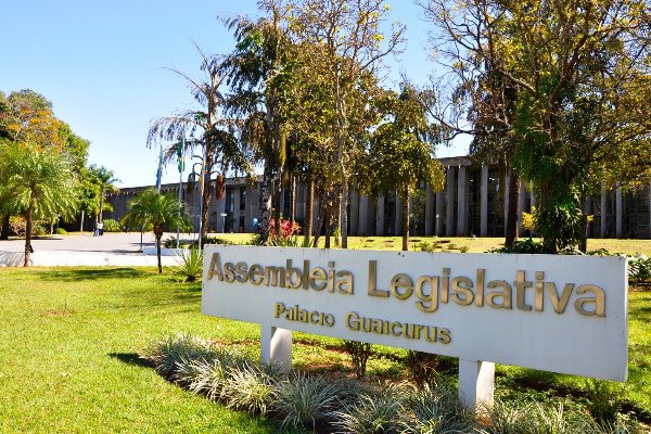 Nomeados devem comparecer à Assembleia Legislativa com documentação para a posse