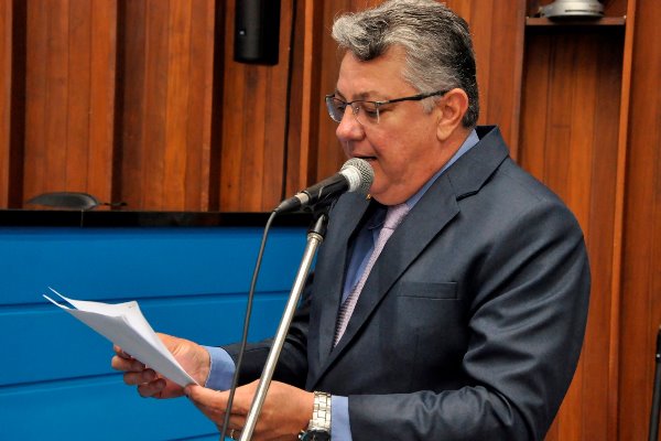 Os projetos serão analisados pela Comissão de Constituição, Justiça e Redação (CCJR) e deverão retornar para votação em plenário