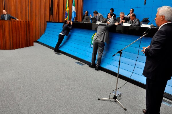 Deputados falam da segurança pública, tema que preocupa a população sul-mato-grossense