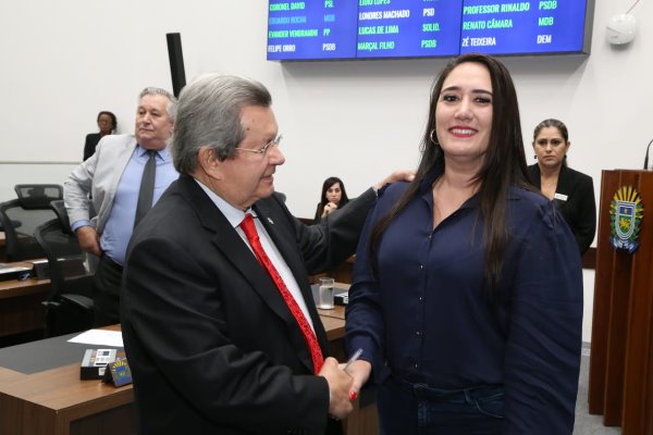 Onevan requereu o uso da tribuna pela vereadora Fabrizia Tinoco