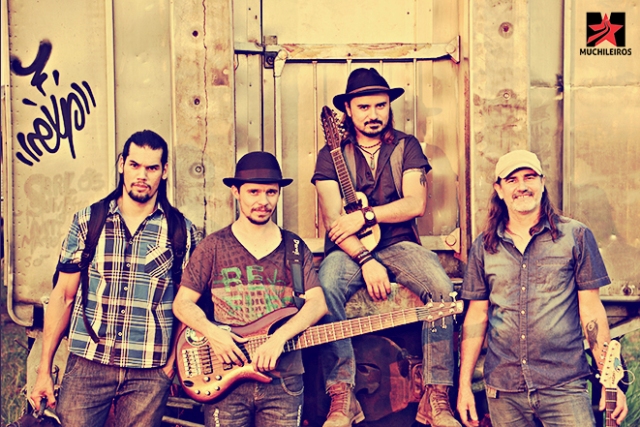 Os shows começam sempre às 20 horas