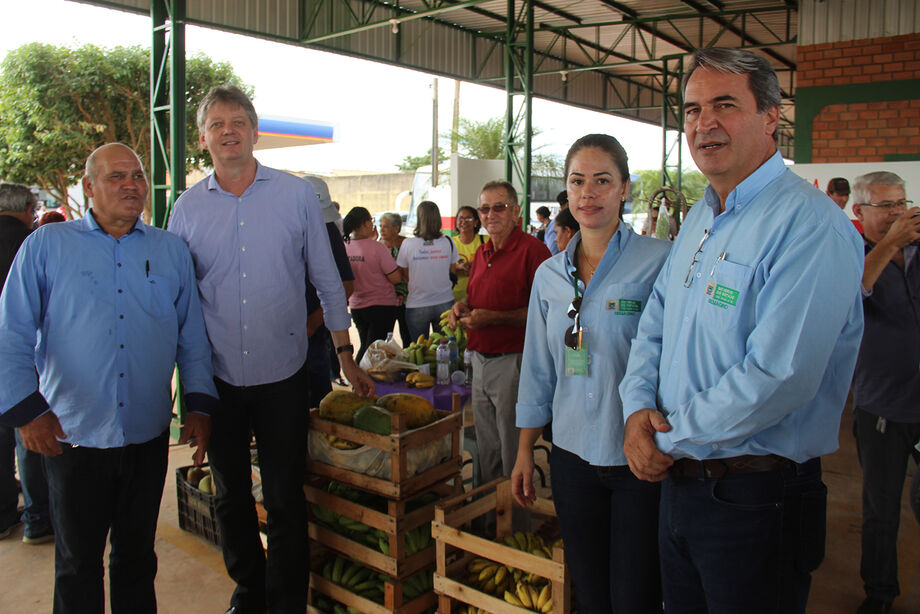 A estrutura tem capacidade para receber 35 boxes que comercializarão hortifrutigranjeiros, artesanato e alimentação, gerando cerca de 100 empregos diretos.