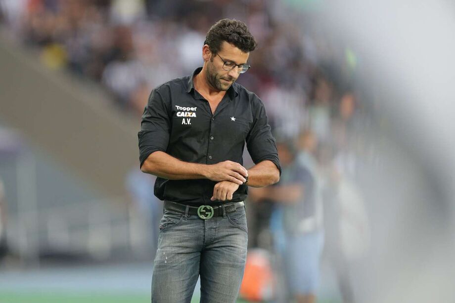 Ao projetar o confronto de ida da decisão, Valentim exibiu preocupação com o fato de o Vasco conseguir abrir vantagem sobre o Flamengo e depois poder atuar em uma situação mais confortável na partida de volta da decisão, no próximo dia 21, no Maracanã
