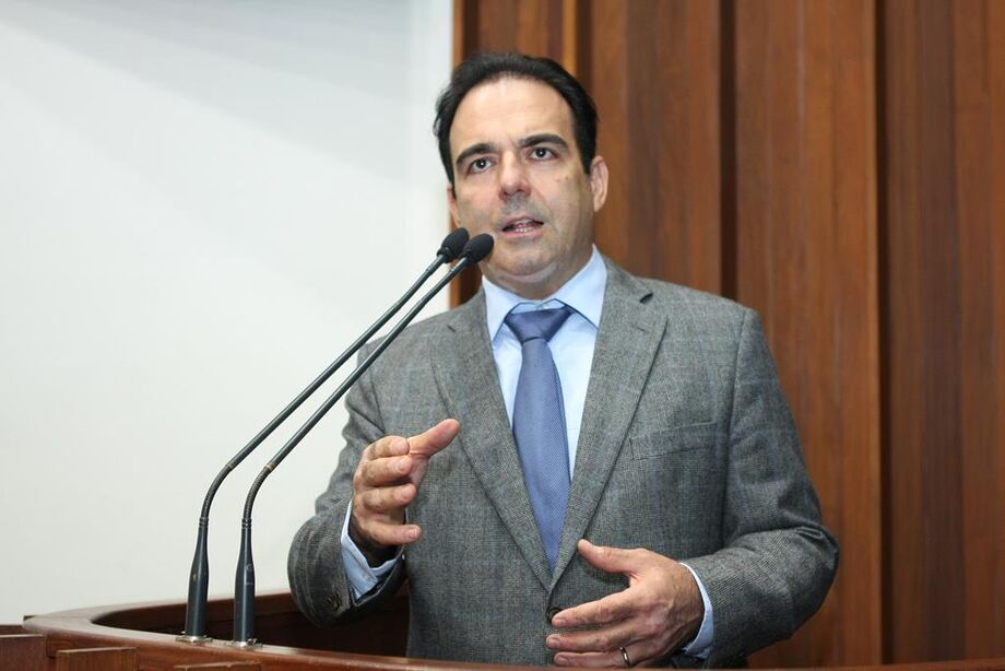 O projeto de Felipe Orro, foi considerado inconstitucional pela maioria dos membros da comissão