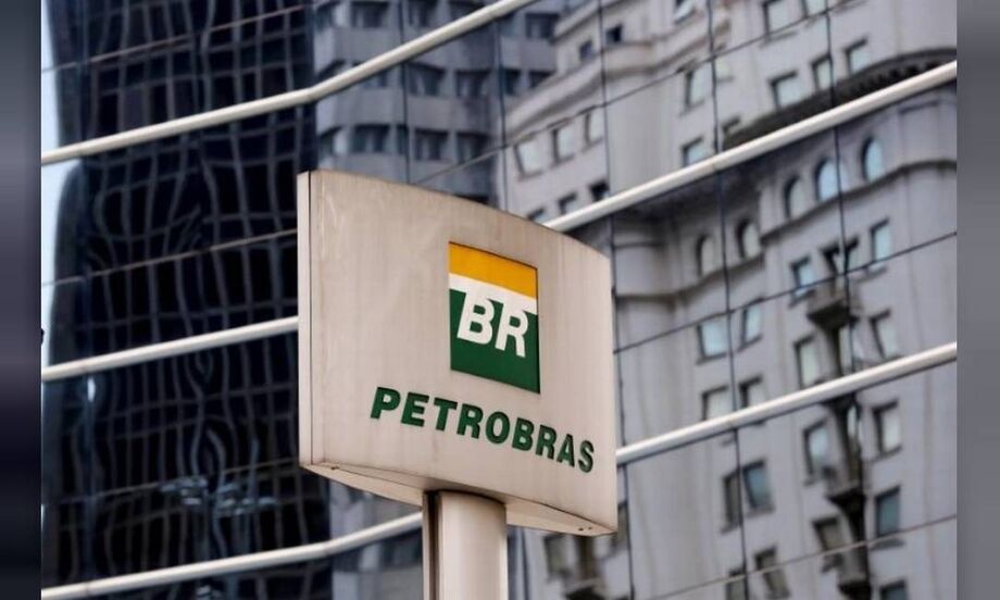 Eu entendo que a Petrobras é estratégia. Por isso eu não gostaria de privatizá-la, esse é o sentimento meu. Então é o recado que eu dou para o pessoal da Petrobras: vamos ajudar a buscar uma solução, afirmou