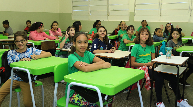 Diante disso, a Secretaria de Educação está formatando um novo processo de contratação