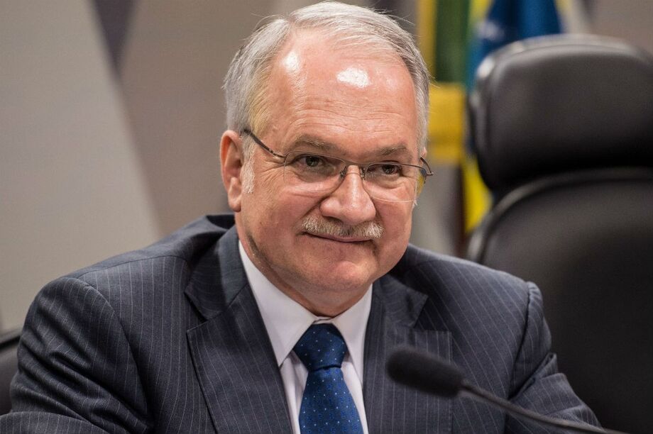 Fachin ressaltou, no entanto, que os supostos pagamentos que teriam beneficiado Bauer ocorreram no período em que ele exercia a função de senador da República, cargo que não ocupa mais