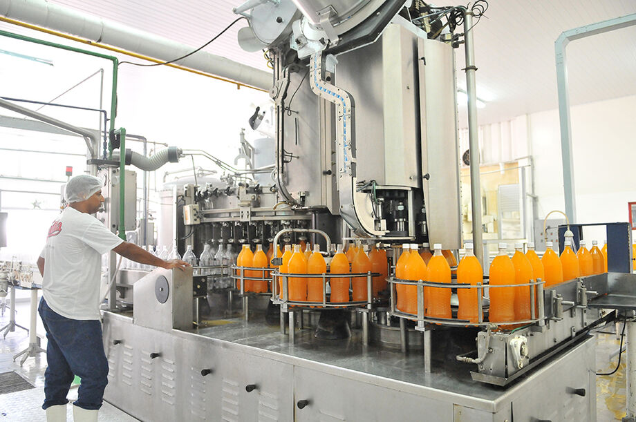O montante de 122.444 trabalhadores empregados coloca o setor industrial como a 4ª atividade econômica que mais emprega em Mato Grosso do Sul, responde por 18,9% de todo o emprego formal existente no Estado