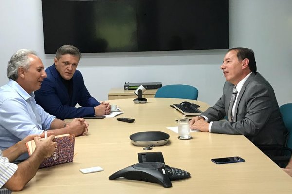Diretor da MSGÁS, Rudel Espindola Trindade Junior, Lucas de Lima e Gerson Claro