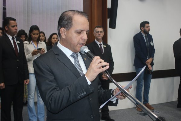 Parlamentar esteve no local e viu de perto a situação calamitosa