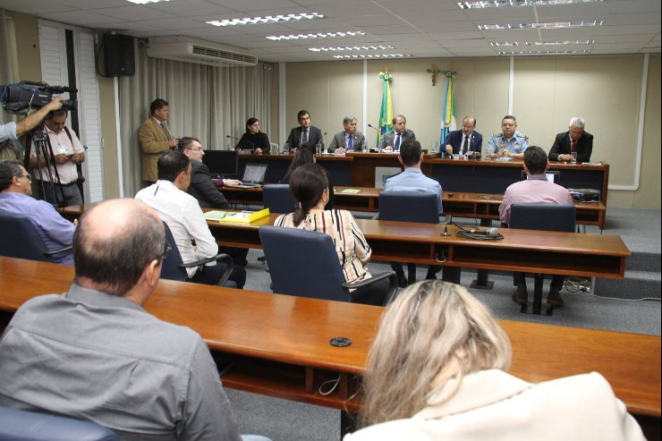 Evento, realizado na tarde desta terça-feira, discutiu ações de enfrentamento à violência no ambiente escolar
