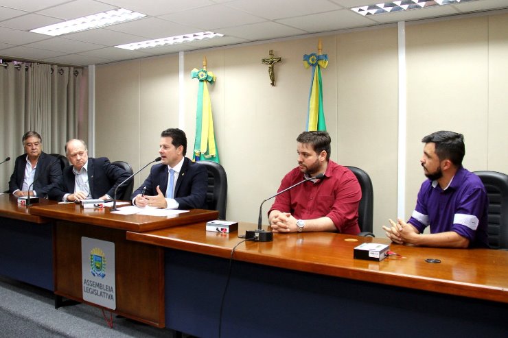 Representantes da Sanesul e Águas Guariroba esclareceram sobre contaminação da água por agrotóxicos