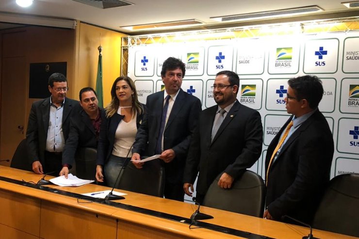 Marcio Fernandes e o Ministro da Saúde Luiz Henrique Mandetta debatem projetos na Saúde
