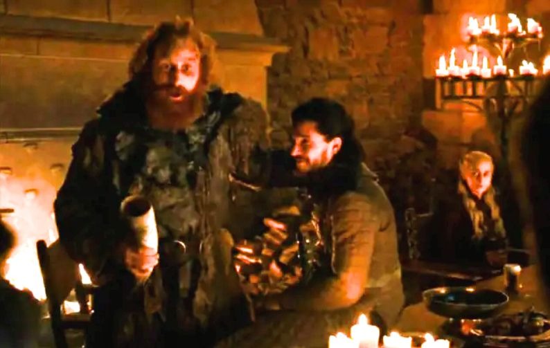 Copo de café da rede Starbucks aparece em episódio de 'Game of Thrones'