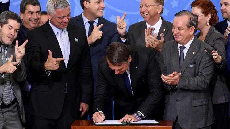 A alta foi, no entanto, puxada pelos registros ativos feitos por pessoas físicas, que tiveram aumento de 5,7% no período