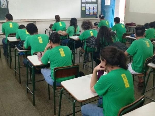 Medida vai atender alunos matriculados na Escola Estadual Ezequiel Balbino