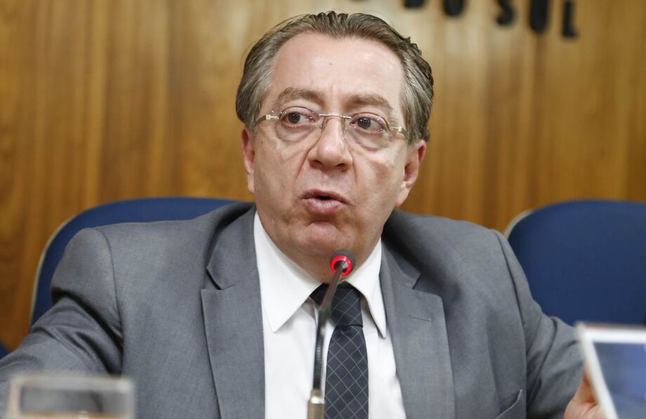 As leis são feitas para a defesa e proteção de toda a sociedade, disse Mansour