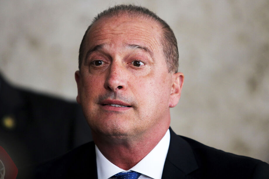 O ministro lembrou ainda que, mesmo assim, a atual estrutura ministerial deverá ficar com 22 ministérios, em razão do desmembramento do Ministério de Desenvolvimento Regional, já aprovado pela comissão especial que analisou a MP, e a volta do Ministério d