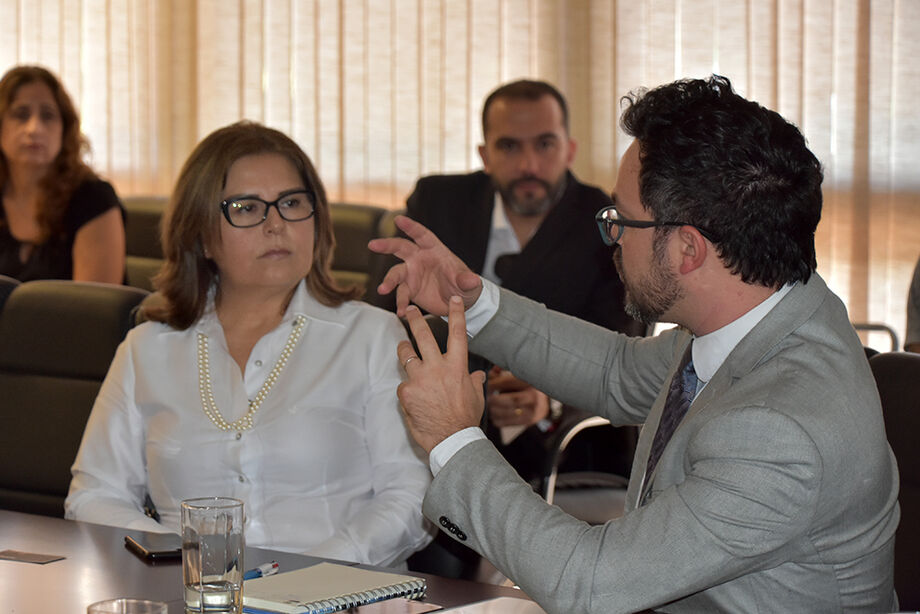 Ela acrescenta que há uma grande expectativa em torno dos investimentos não somente em termos de logística