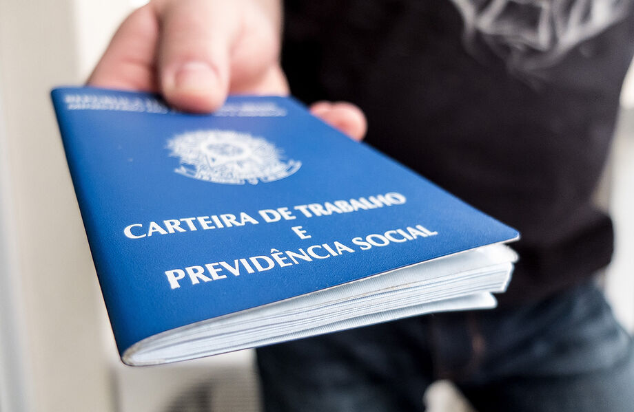 Alguns empregos com maior número de vagas são: técnico de enfermagem (20), vendedor pracista (16) e instalador e reparador de redes e cabos telefônicos (15).