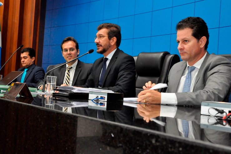 Deputados também rejeitaram parecer desfavorável da CCJR a PL 74/2016