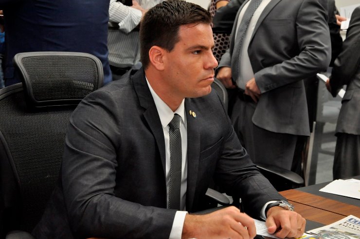 Evento acontecerá no plenário Júlio Maia a partir das 14h por proposição do deputado Capitão Contar