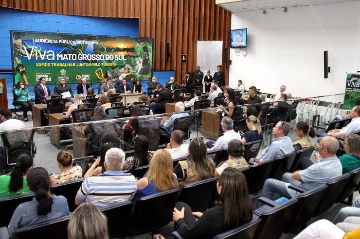Evento reuniu representantes de vários setores ligados ao turismo
