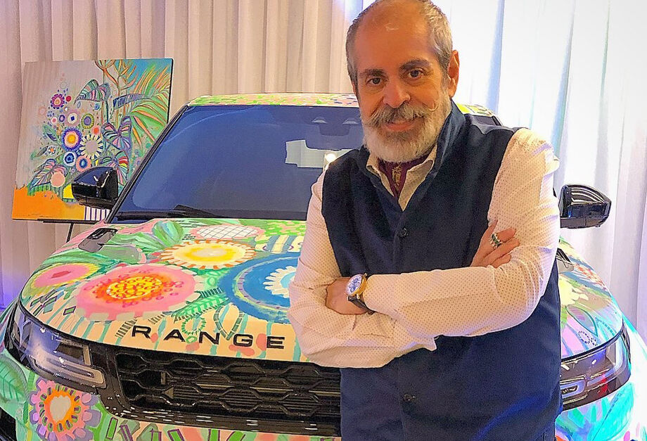 O artista plastico Luis Pedro Scalise foi convidado para pintar o novo Evoque que ficará disponível para que clientes realizem o test drive