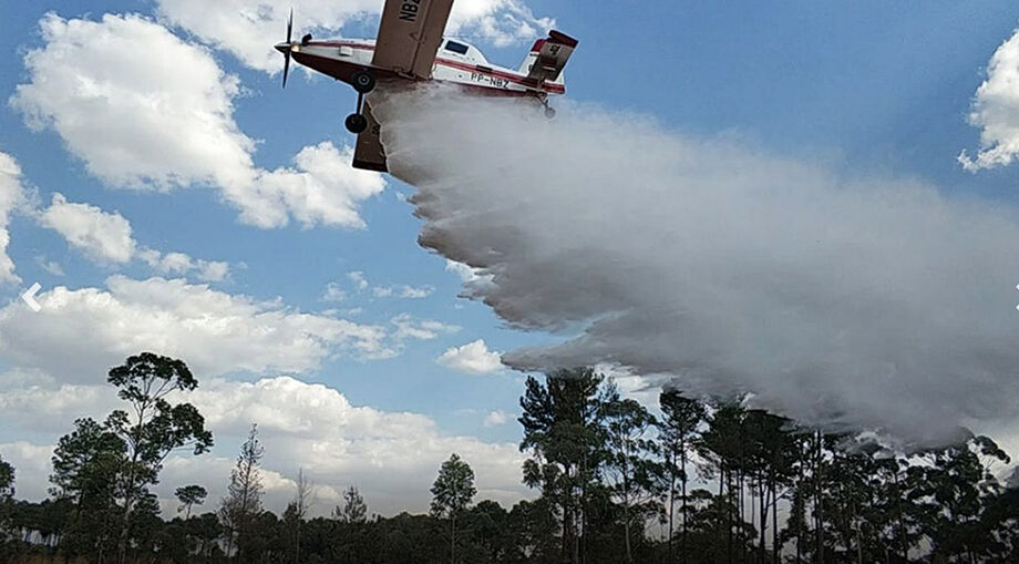 Avião do 2º Esquadrão de Aviação Operacional do Corpo de Bombeiros do DF que atuará no combate aos incêndios em MS