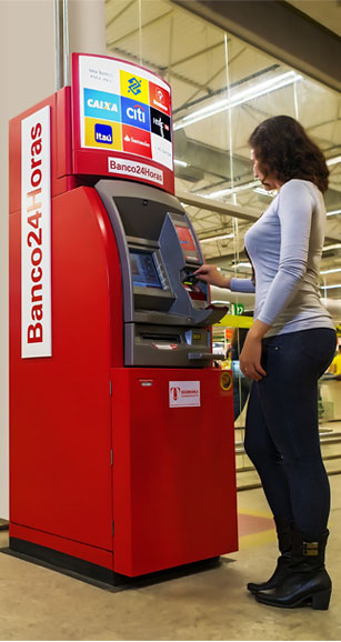 No Banco24Horas, a população tem acesso a saques, consultas de saldo, emissão de extrato, pagamento de contas, entre outras transações